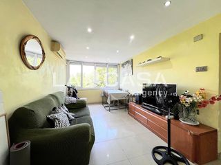 Piso en venta en San Roc - El Remei en Badalona