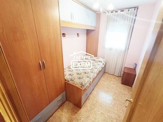 Piso en venta en Joc de la Bola - Camps d'Esports - Ciutat Jardí - Montcada en Lleida