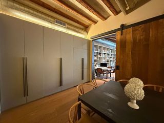 Piso en venta en El Raval en Barcelona