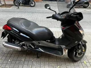 Yamaha Xmax 250 i
