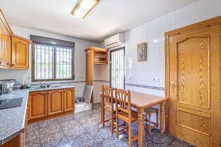 Chalet en venta en Ogíjares
