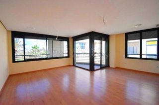 Piso en alquiler en Centro en Torrevieja