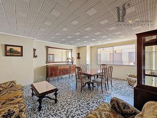 Chalet en venta en Benaguasil