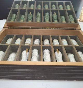 Juego de Ajedrez Figuras Cerámica Vintage