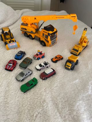 Lote de 10 mini coches y camiones grúas de juguete