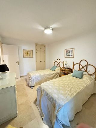 Piso en venta en Playa Bajadilla - Puertos en Marbella