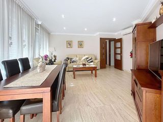 Piso en venta en Lucena