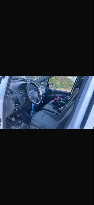 Mercedes-Benz Vito 2012