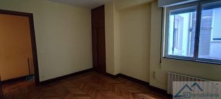 Piso en venta en Numancia - San Fernando en Santander