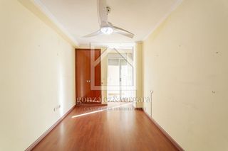 Piso en venta en Penya-Roja en Valencia