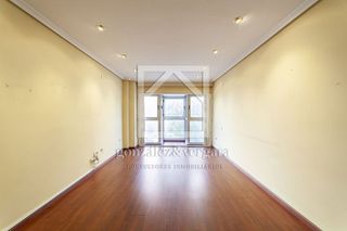 Piso en venta en Penya-Roja en Valencia