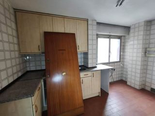 Piso en venta en Azpilagaña en Pamplona