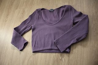 Top Crop Zara Morado Manga Larga Talla XS
