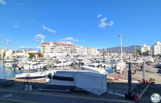 Piso en venta en Empuriabrava en Castelló d´Empúries