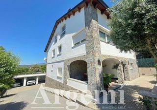 Chalet en venta en Palau-solità i Plegamans