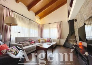 Chalet en venta en Palau-solità i Plegamans