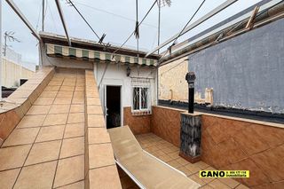 Casa en venta en Barrio Alto - San Félix - Oliveros - Altamira en Almería