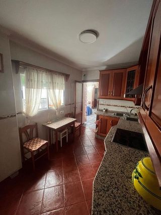 Chalet en venta en Lucena
