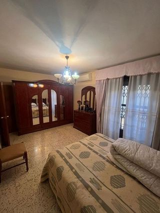 Chalet en venta en Lucena