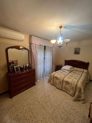 Chalet en venta en Lucena