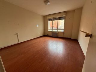 Piso en venta en Centro en Gijón