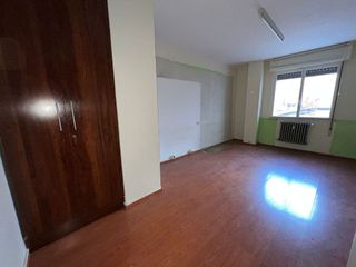 Piso en venta en Centro en Gijón