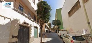 Piso en venta en La Chanca - Pescadería en Almería