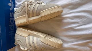Zapatillas Adidas Beige Talla 39 1/3