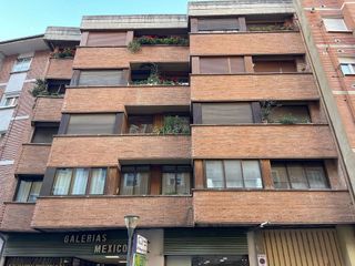 Piso en venta en Hospital - G3 - G2 en Burgos