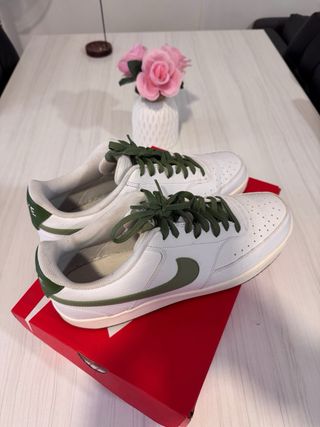 Nike Court Blancas y Verdes Talla 48