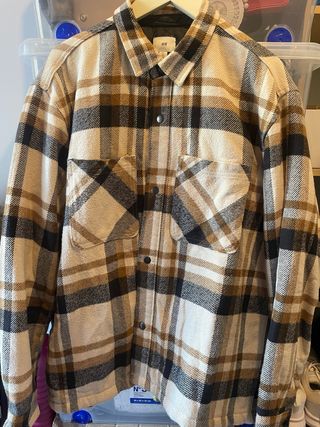 Chaqueta H&M cuadros beige y marrón