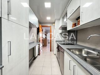 Piso en venta en Artigas - Llefià en Badalona