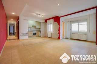 Piso en venta en Ca n'Aurell en Terrassa