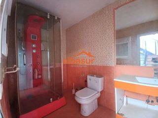 Casa adosada en venta en Poniente-Norte - Miralbaida - Parque Azahara en Córdoba