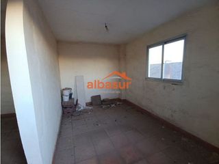 Casa adosada en venta en Poniente-Norte - Miralbaida - Parque Azahara en Córdoba