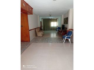Casa en venta en Lucena
