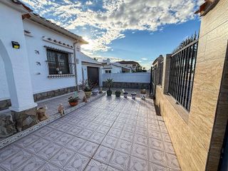 Casa pareada en venta en La Siesta - El Salado - Torreta en Torrevieja