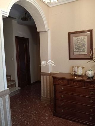 Casa adosada en venta en Lucena