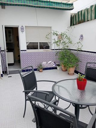 Casa adosada en venta en Lucena