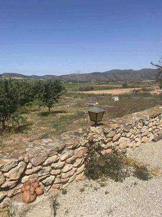 Casa rural en venta en Yecla