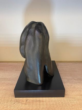 Escultura Bronce “Figuras” de José María Lizundia