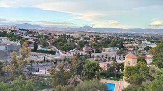 Piso en venta en Vistahermosa en Alicante