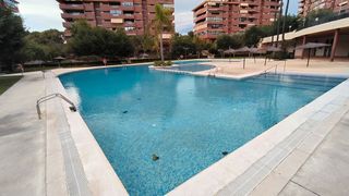 Piso en venta en Vistahermosa en Alicante