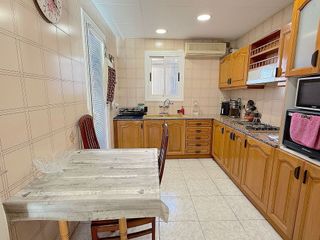Casa pareada en venta en Les Torres - Ca n'Alzamora en Rubí