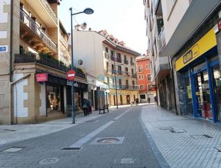 Local comercial en alquiler en Centro en Errenteria