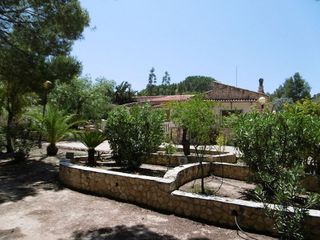 Casa en venta en Yecla