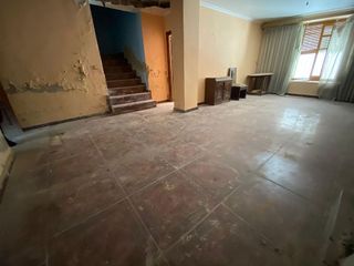 Casa adosada en venta en Torredonjimeno