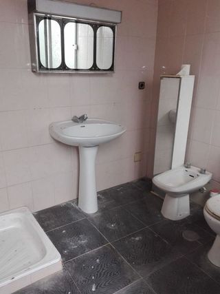 Casa adosada en venta en Torredonjimeno