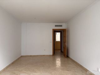 Piso en venta en Lucena