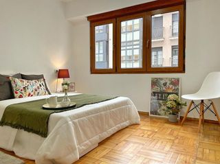 Piso en venta en Centro en Gijón